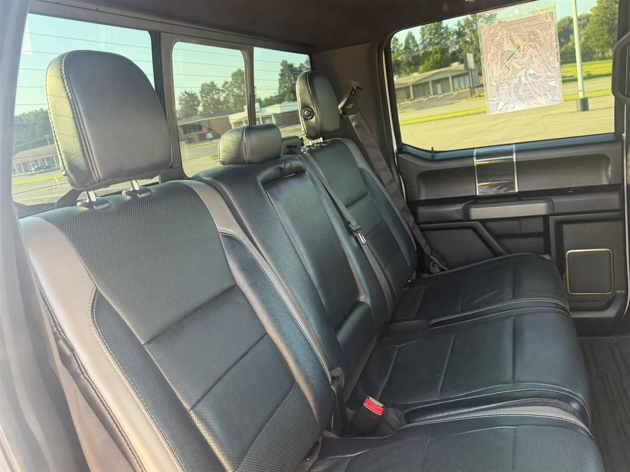 Ford F-150 Raptor 4WD SuperCrew 5.5' Box 2017