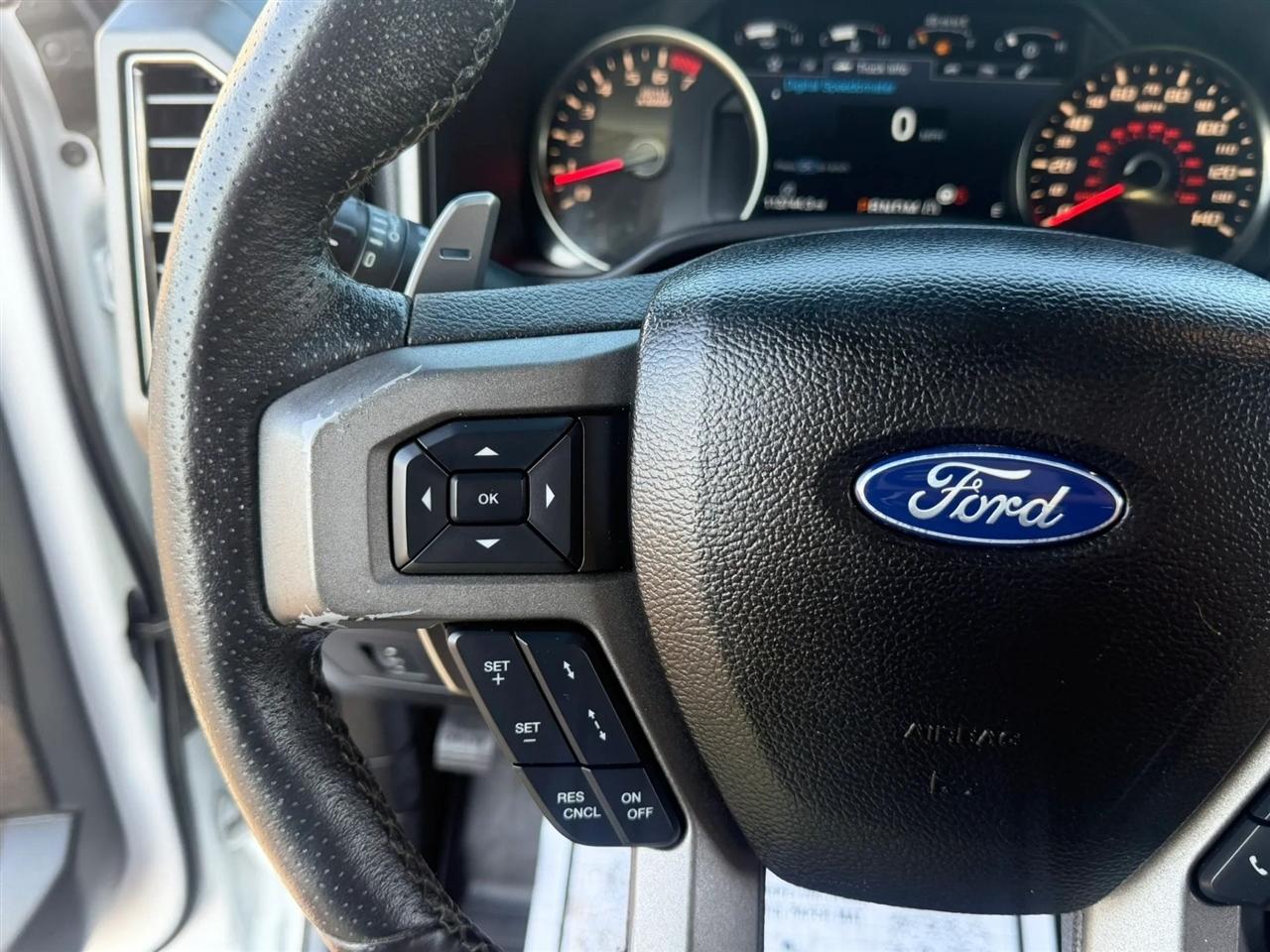 Ford F-150 Raptor 4WD SuperCrew 5.5' Box 2017