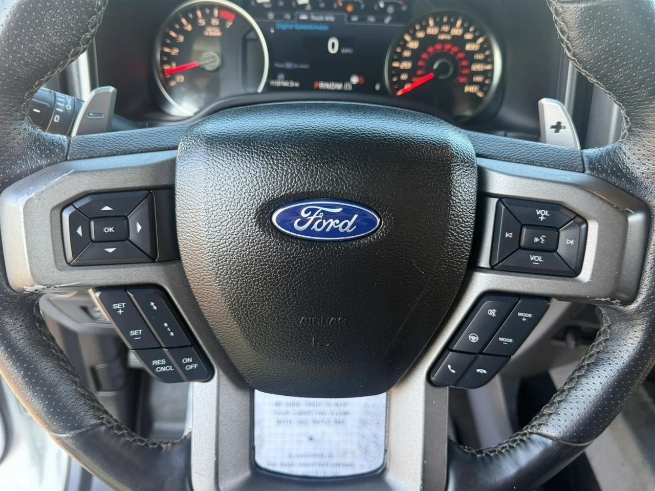 Ford F-150 Raptor 4WD SuperCrew 5.5' Box 2017