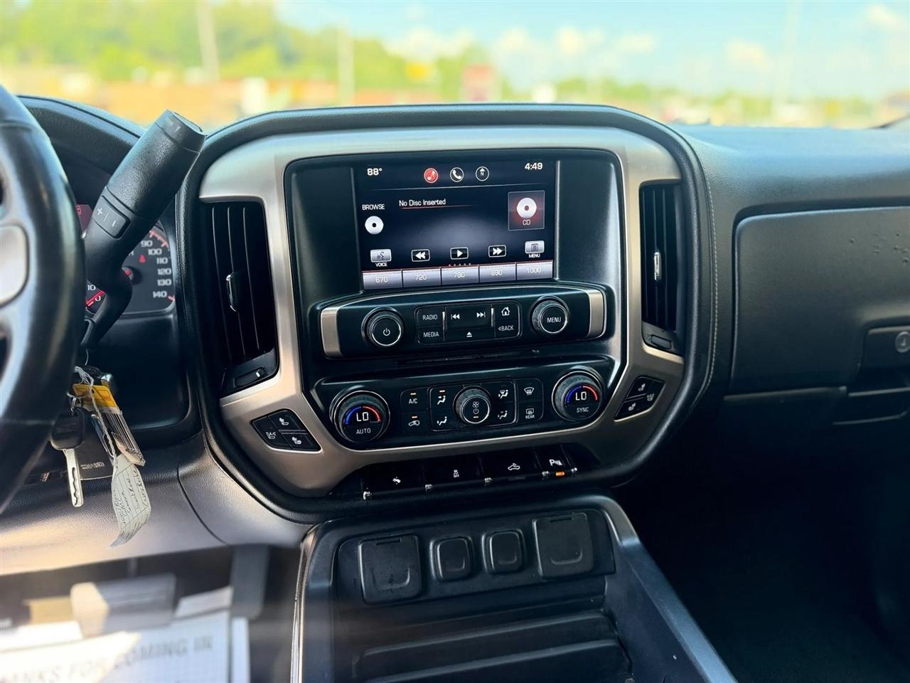 GMC Sierra 1500 4WD Crew Cab 143.5" Denali 2014