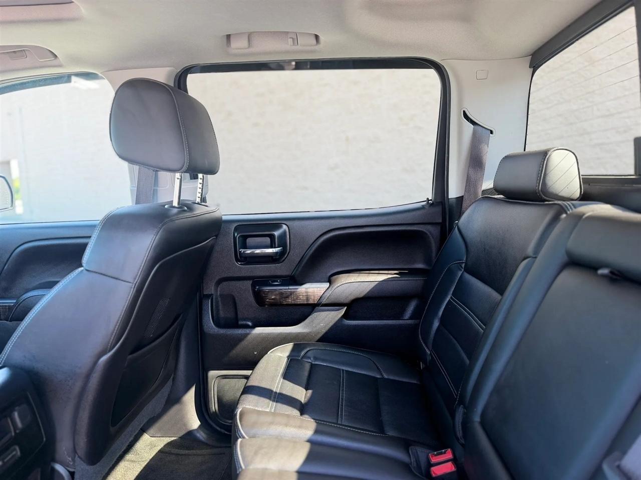 GMC Sierra 1500 4WD Crew Cab 143.5" Denali 2014