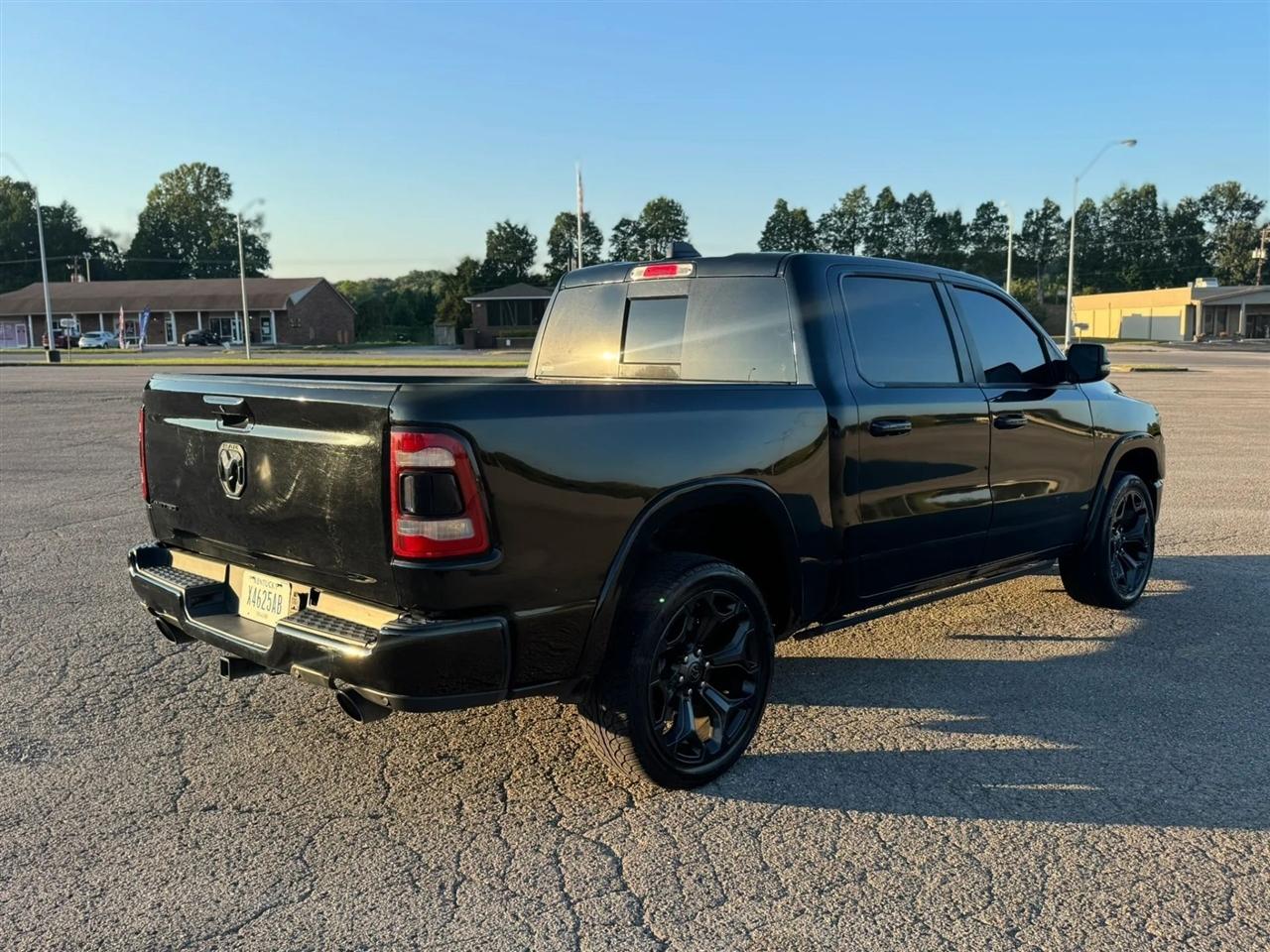 RAM 1500 Limited 4x2 Crew Cab 5'7" Box 2020