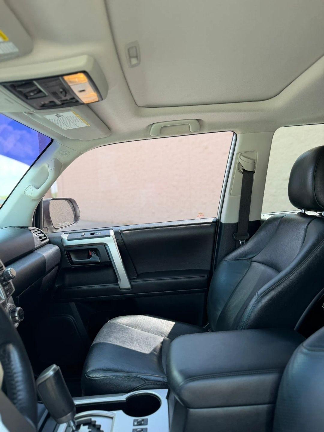 Toyota 4Runner 4WD 4dr V6 Limited (Natl) 2010