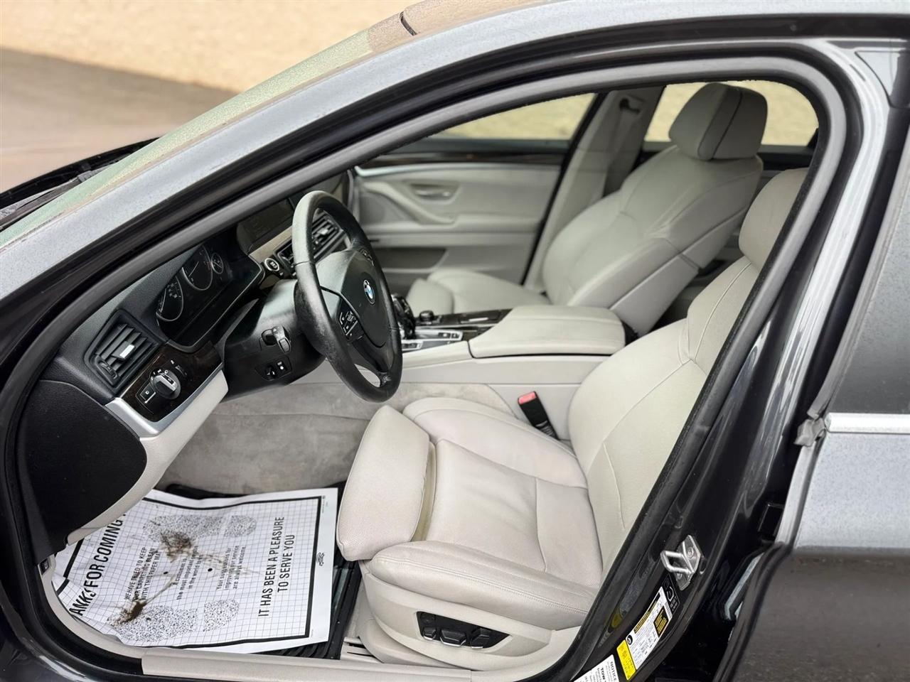 BMW 5 Series 4dr Sdn 535i RWD 2013