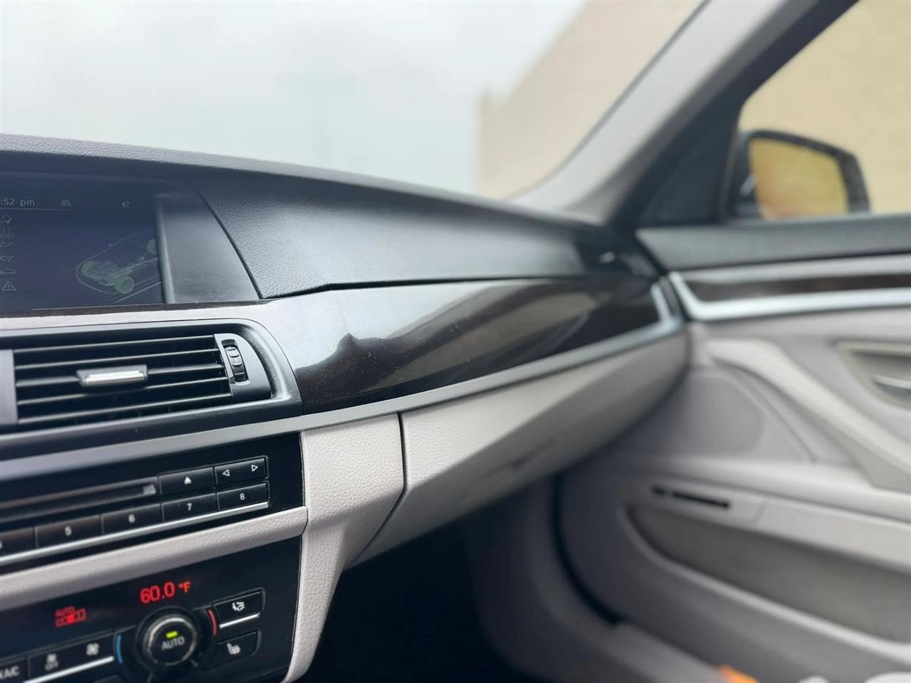 BMW 5 Series 4dr Sdn 535i RWD 2013