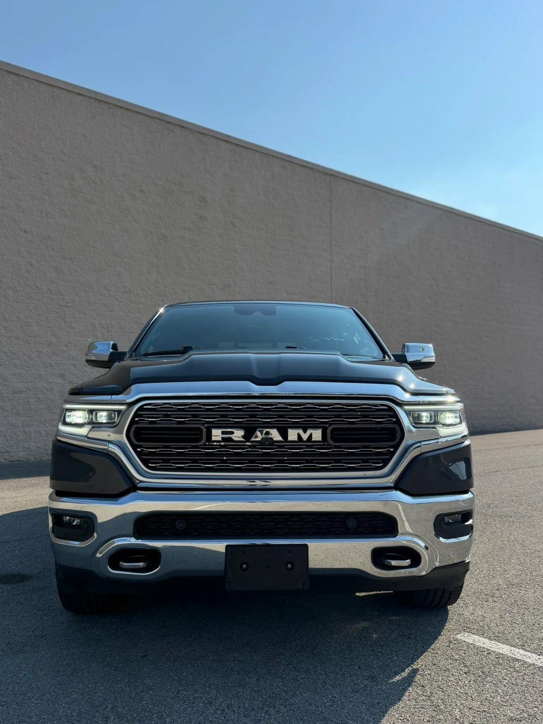 RAM 1500 Limited 4x4 Crew Cab 5'7" Box 2019