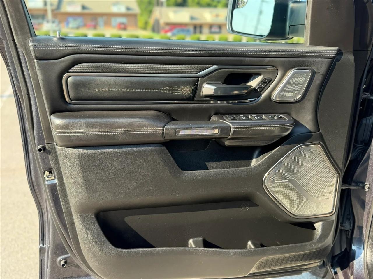 RAM 1500 Limited 4x4 Crew Cab 5'7" Box 2019