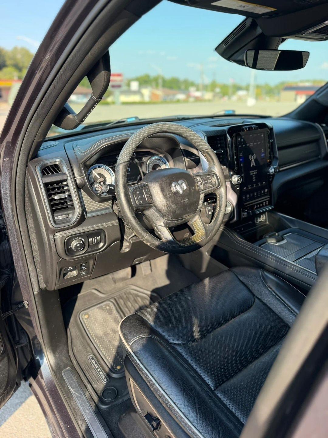 RAM 1500 Limited 4x4 Crew Cab 5'7" Box 2019