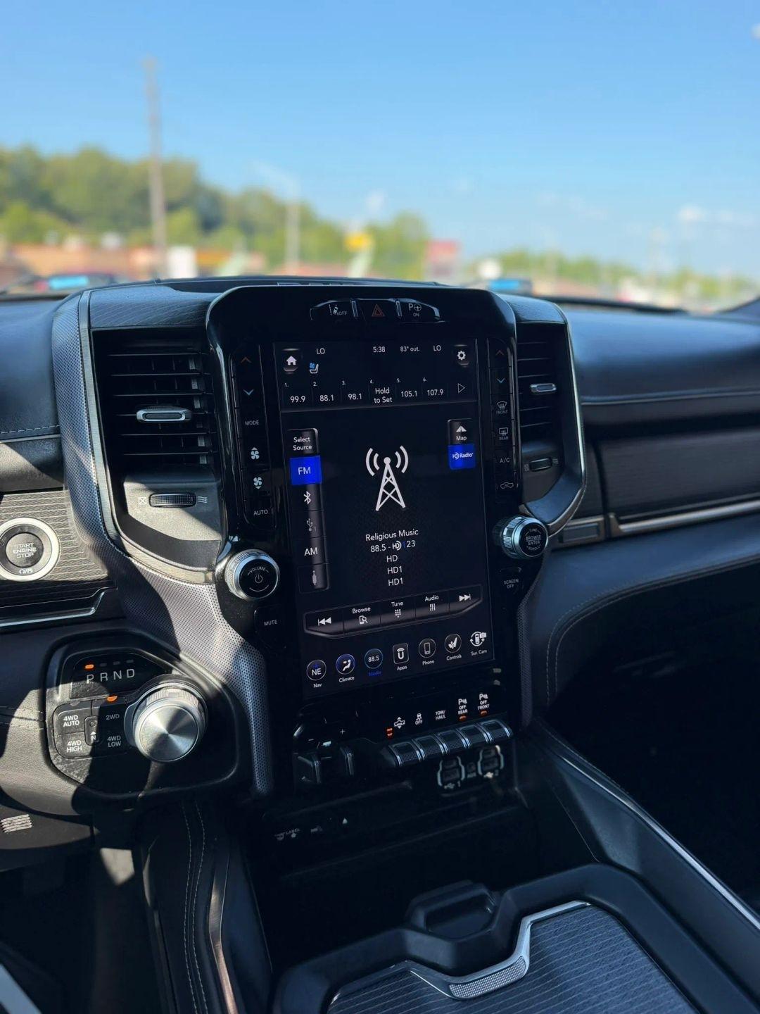 RAM 1500 Limited 4x4 Crew Cab 5'7" Box 2019