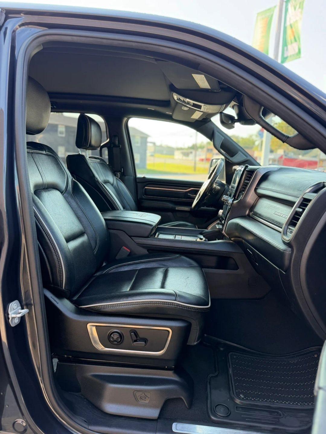 RAM 1500 Limited 4x4 Crew Cab 5'7" Box 2019