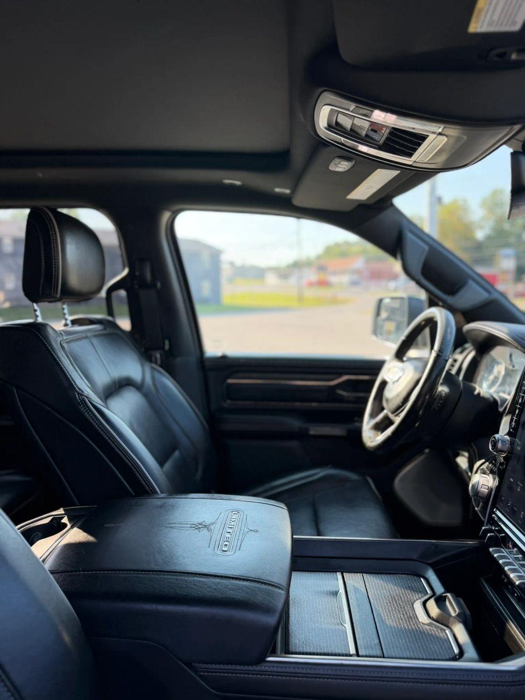 RAM 1500 Limited 4x4 Crew Cab 5'7" Box 2019