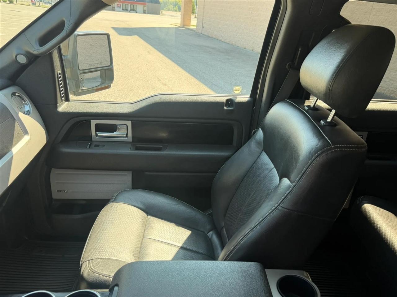 Ford F-150 4WD SuperCrew 145" Platinum 2009