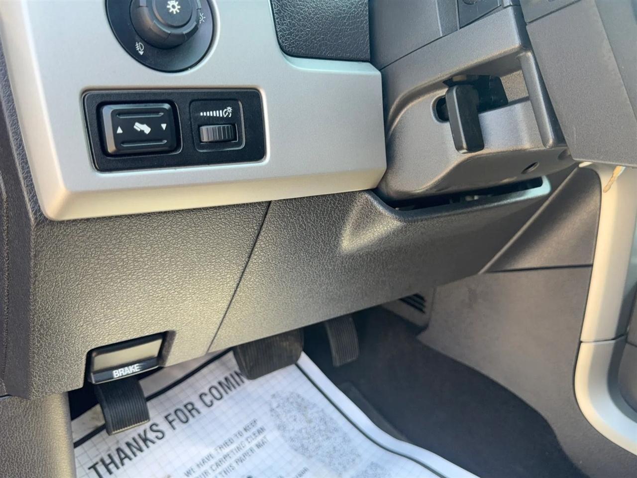 Ford F-150 4WD SuperCrew 145" Platinum 2009