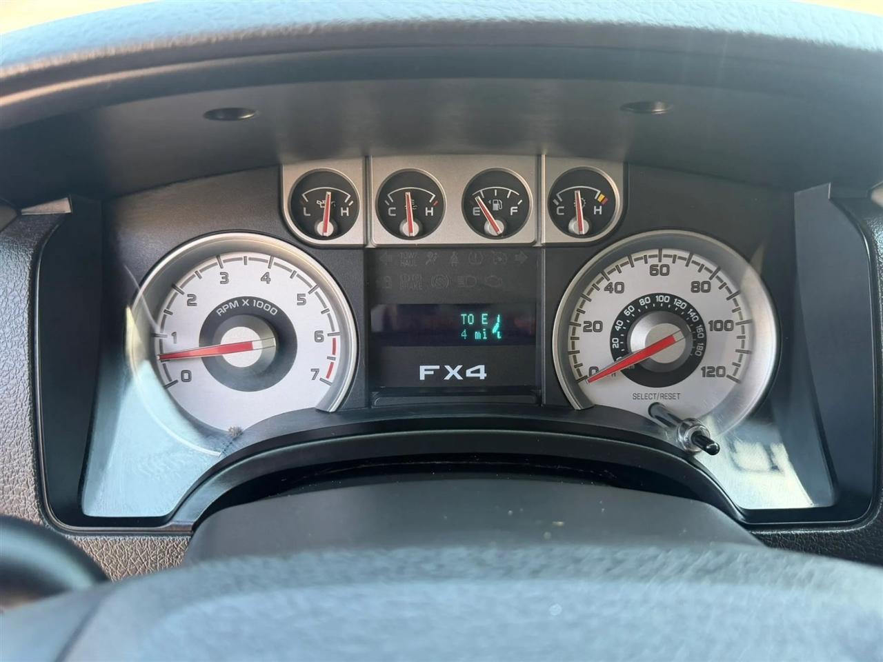Ford F-150 4WD SuperCrew 145" Platinum 2009