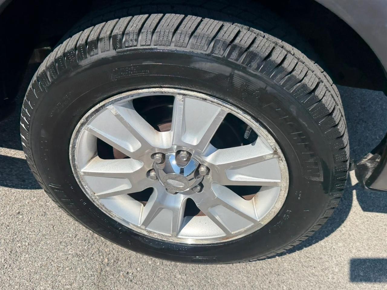 Ford F-150 4WD SuperCrew 145" Platinum 2009