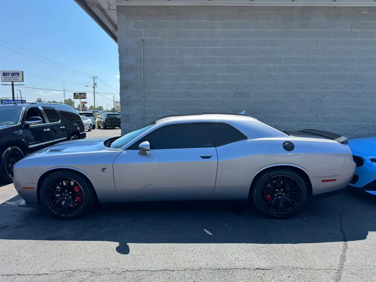 Dodge Challenger 2dr Cpe SRT Hellcat 2016