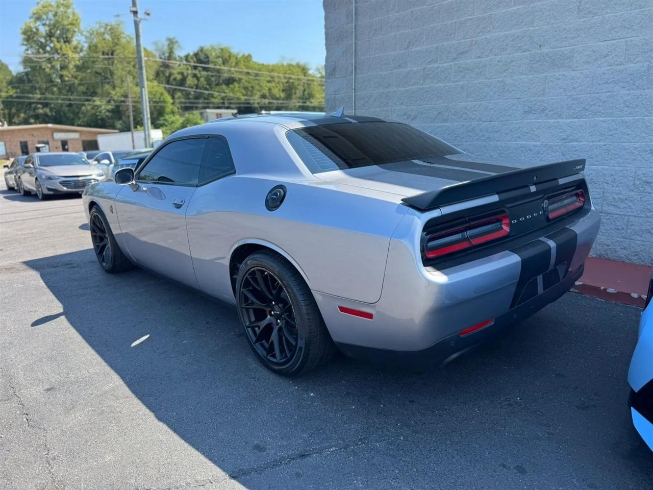 Dodge Challenger 2dr Cpe SRT Hellcat 2016