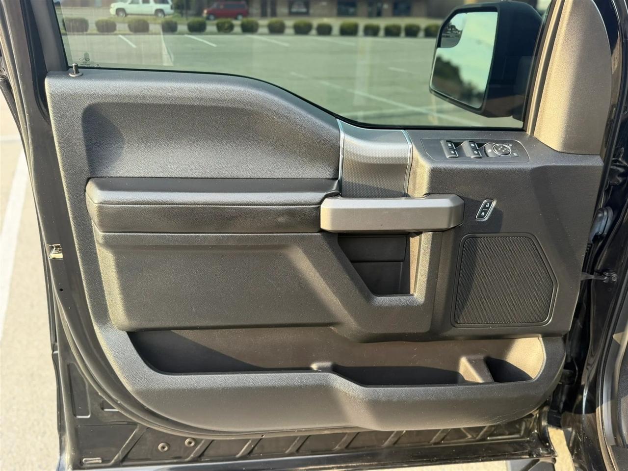 Ford F-150 4WD SuperCrew 145" King Ranch 2016