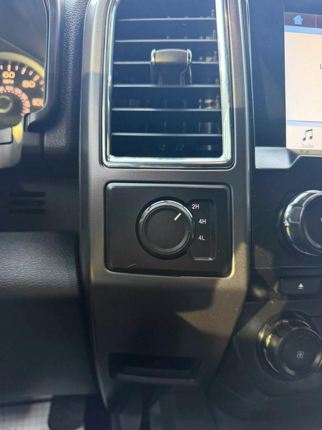 Ford F-150 4WD SuperCrew 145" King Ranch 2016