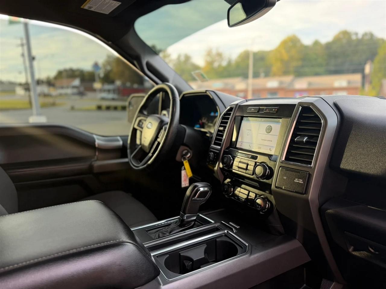 Ford F-150 4WD SuperCrew 145" King Ranch 2016