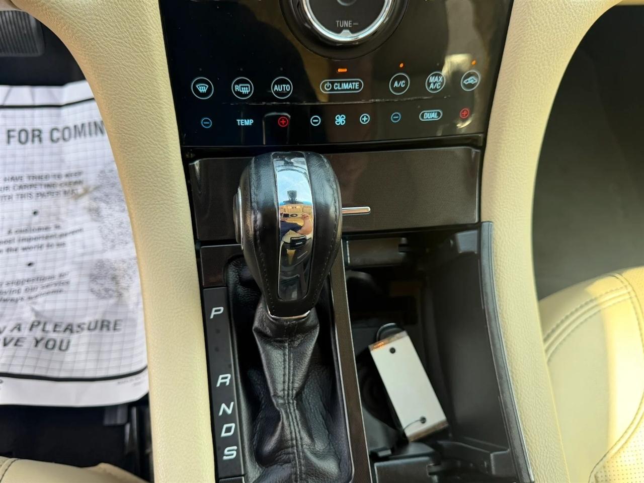 Ford Taurus Limited FWD 2019