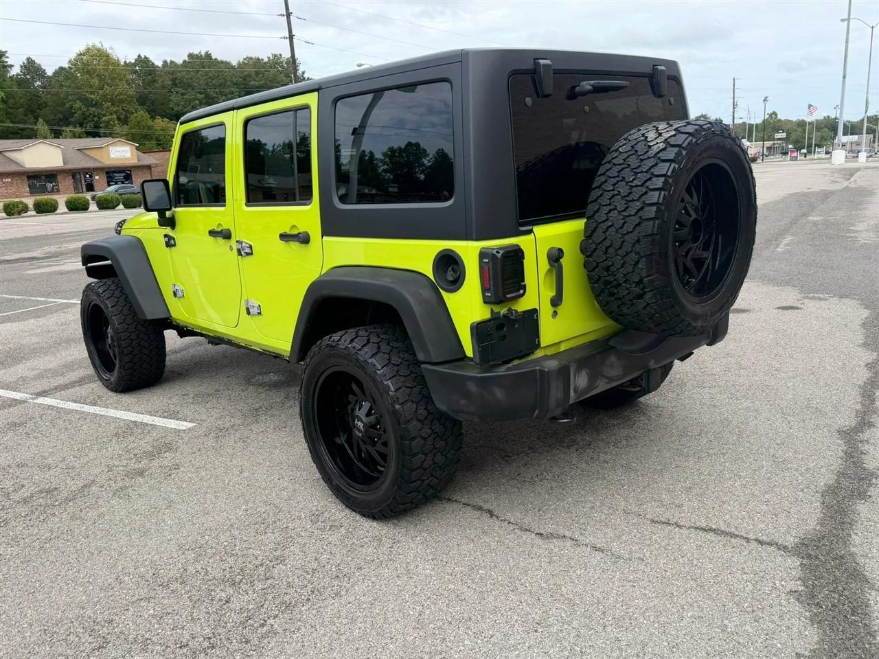 Jeep Wrangler Unlimited 4WD 4dr Sport 2016