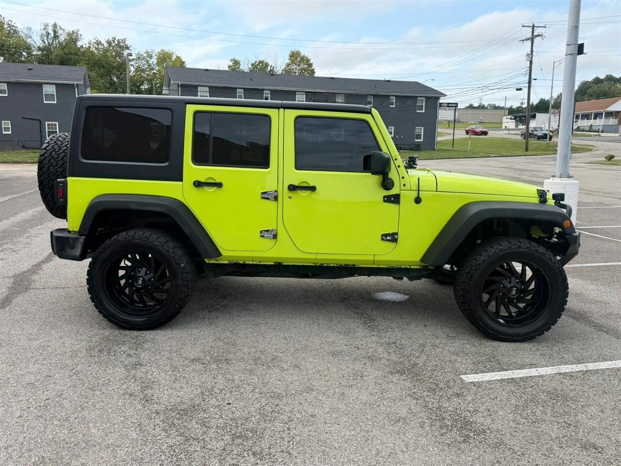Jeep Wrangler Unlimited 4WD 4dr Sport 2016