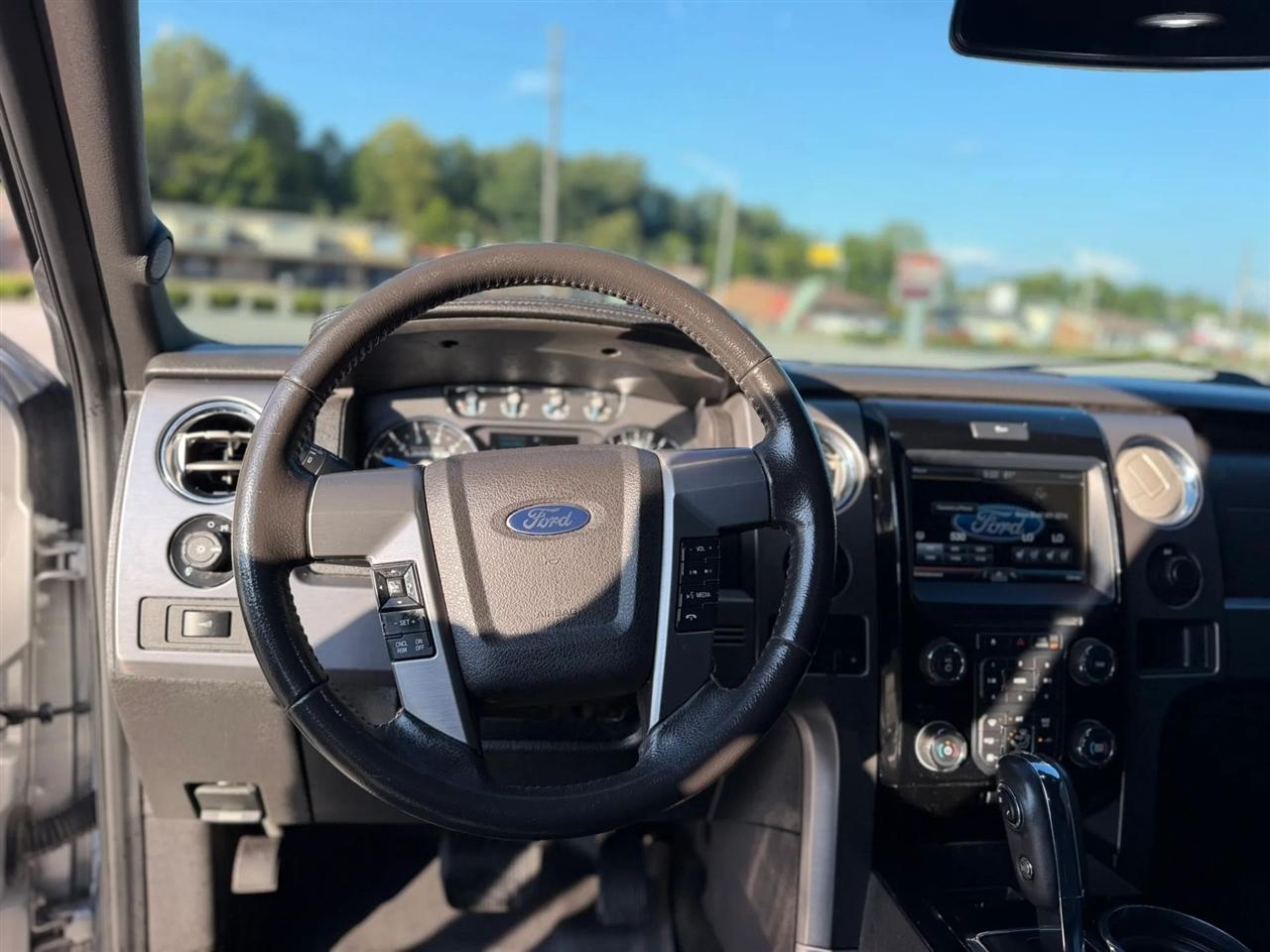 Ford F-150 4WD SuperCrew 145" King Ranch 2014