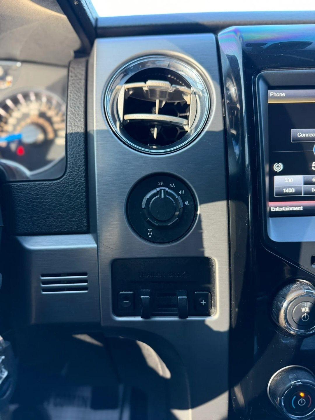 Ford F-150 4WD SuperCrew 145" King Ranch 2014