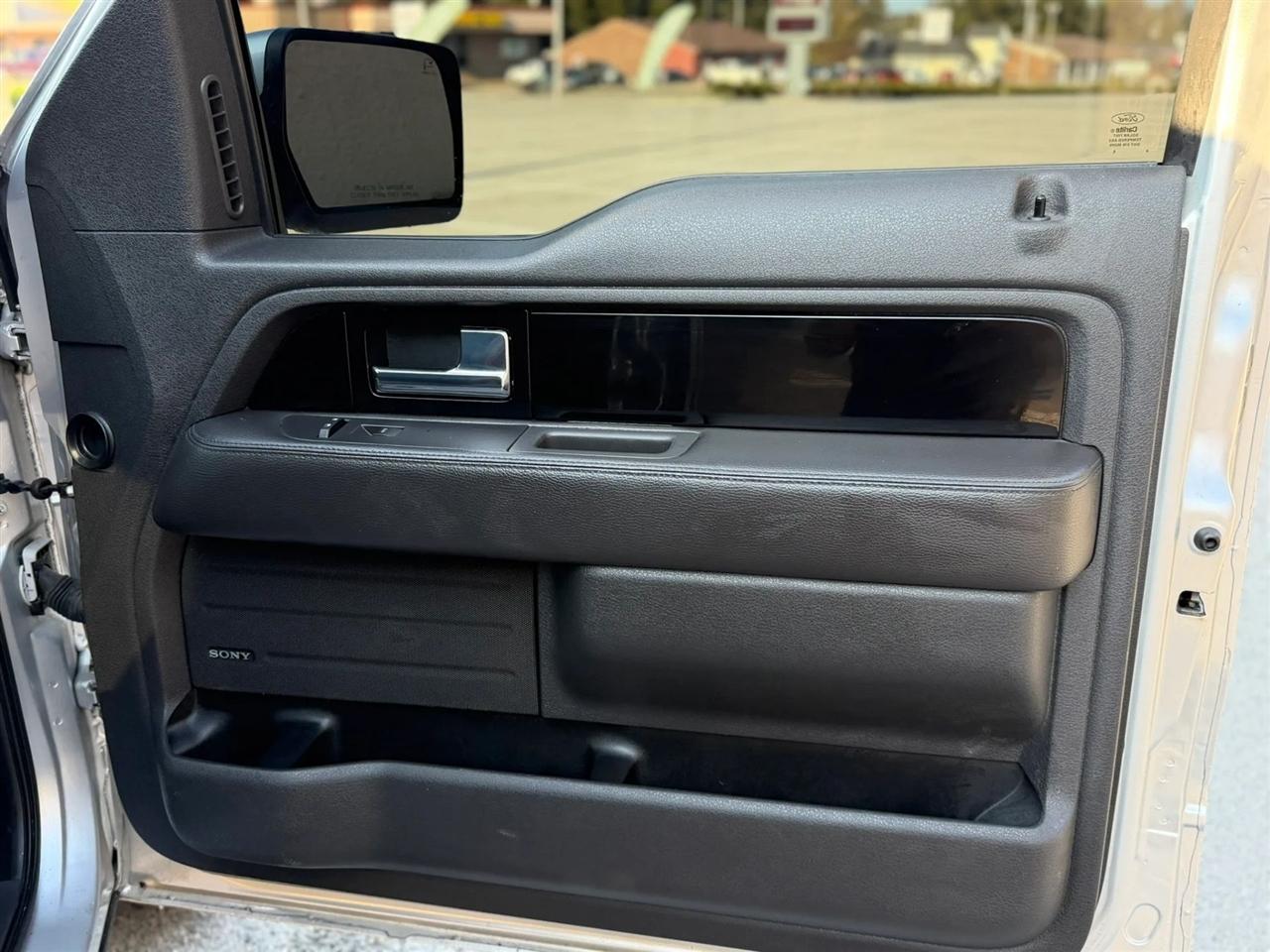 Ford F-150 4WD SuperCrew 145" King Ranch 2014