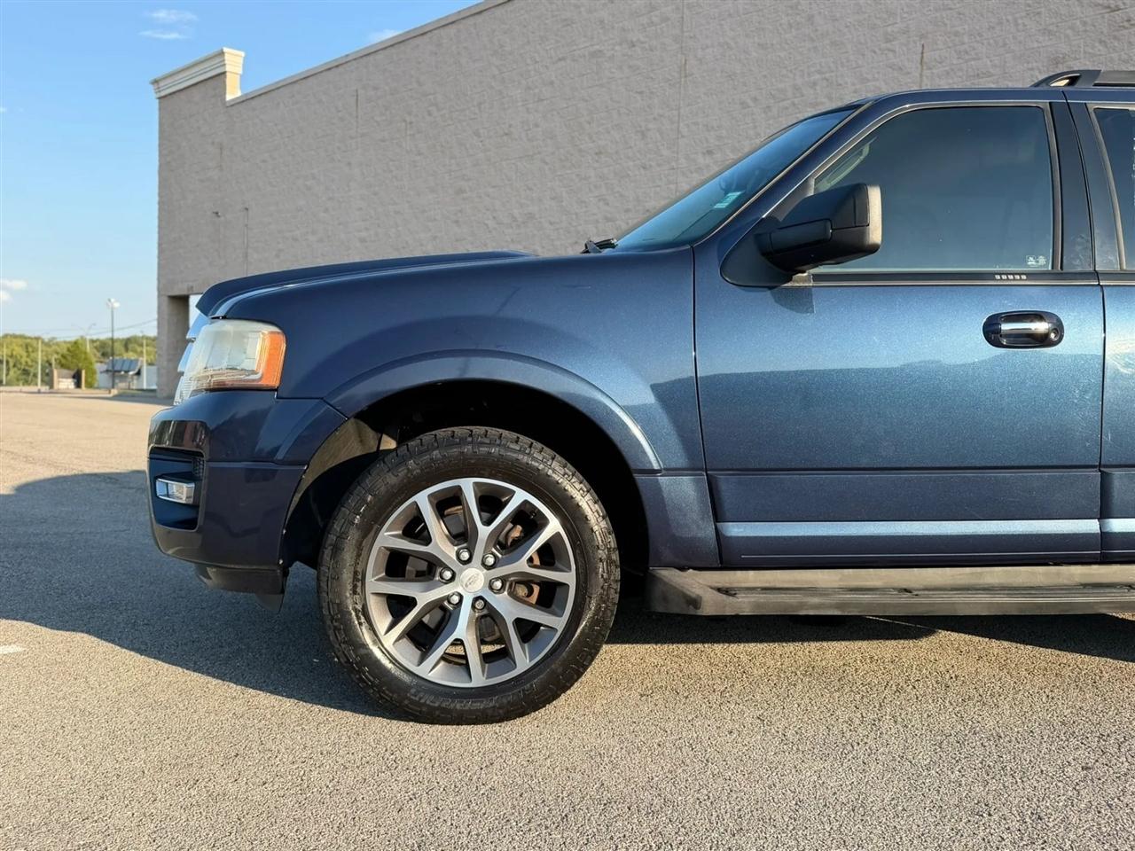 Ford Expedition 2WD 4dr King Ranch 2015