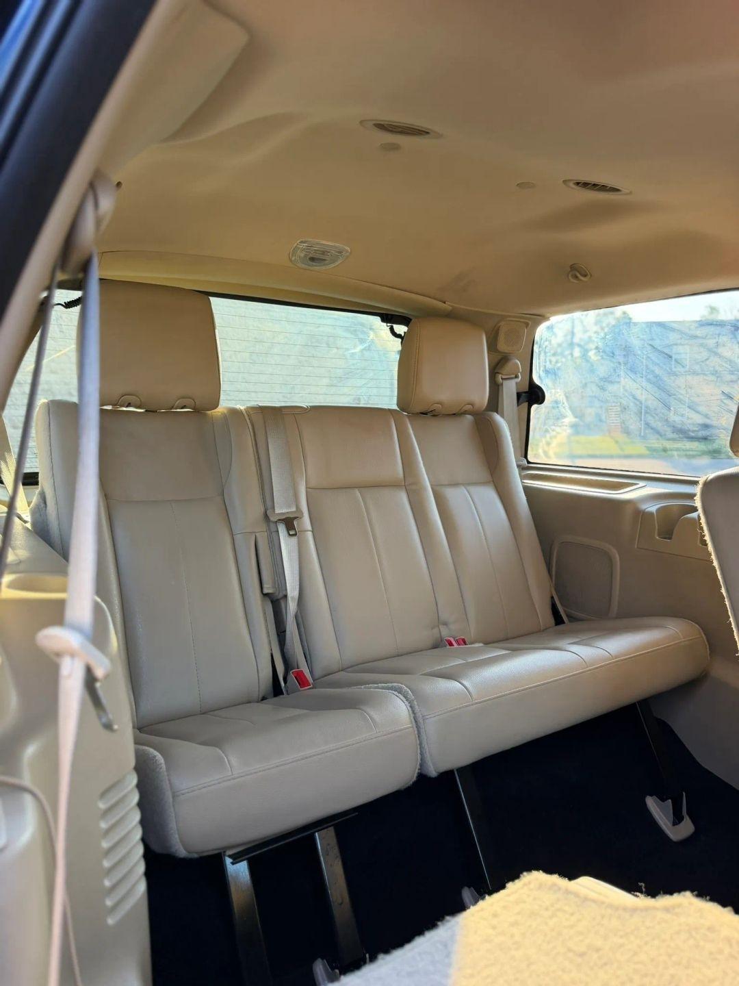 Ford Expedition 2WD 4dr King Ranch 2015
