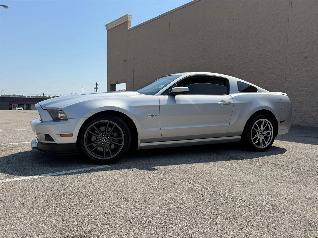 Ford Mustang 2dr Cpe GT 2013