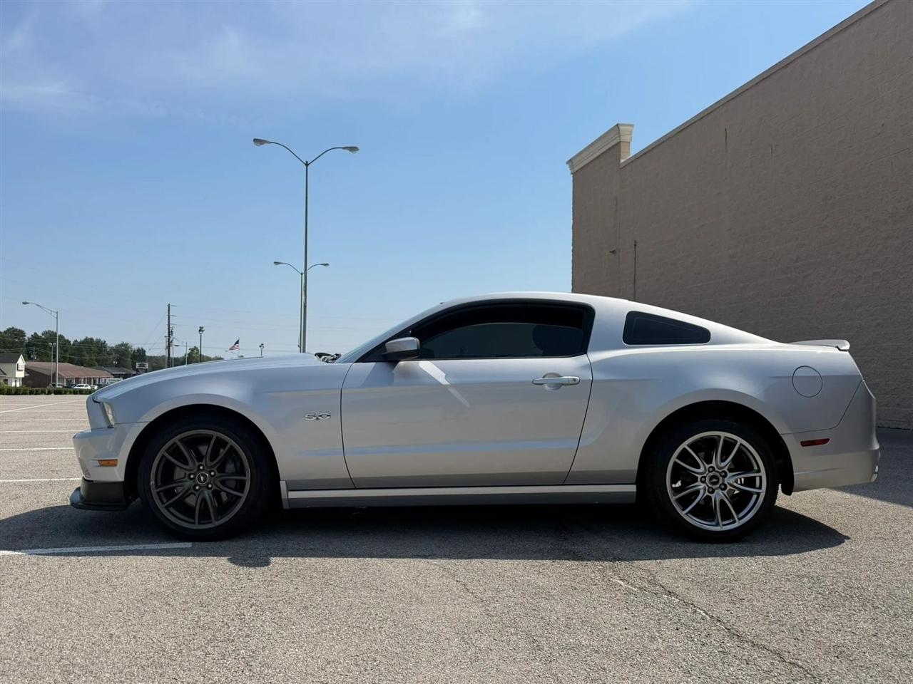 Ford Mustang 2dr Cpe GT 2013
