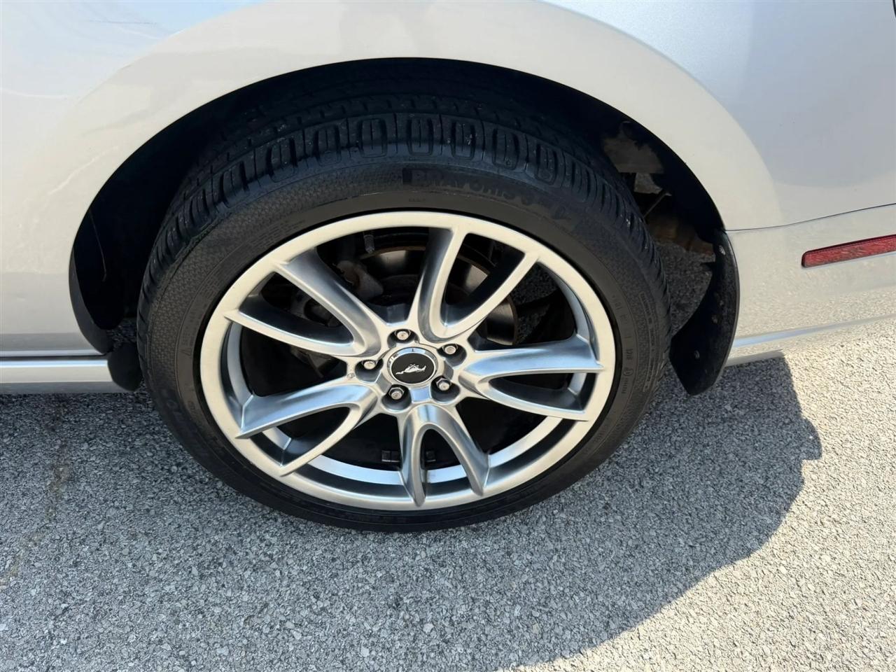 Ford Mustang 2dr Cpe GT 2013