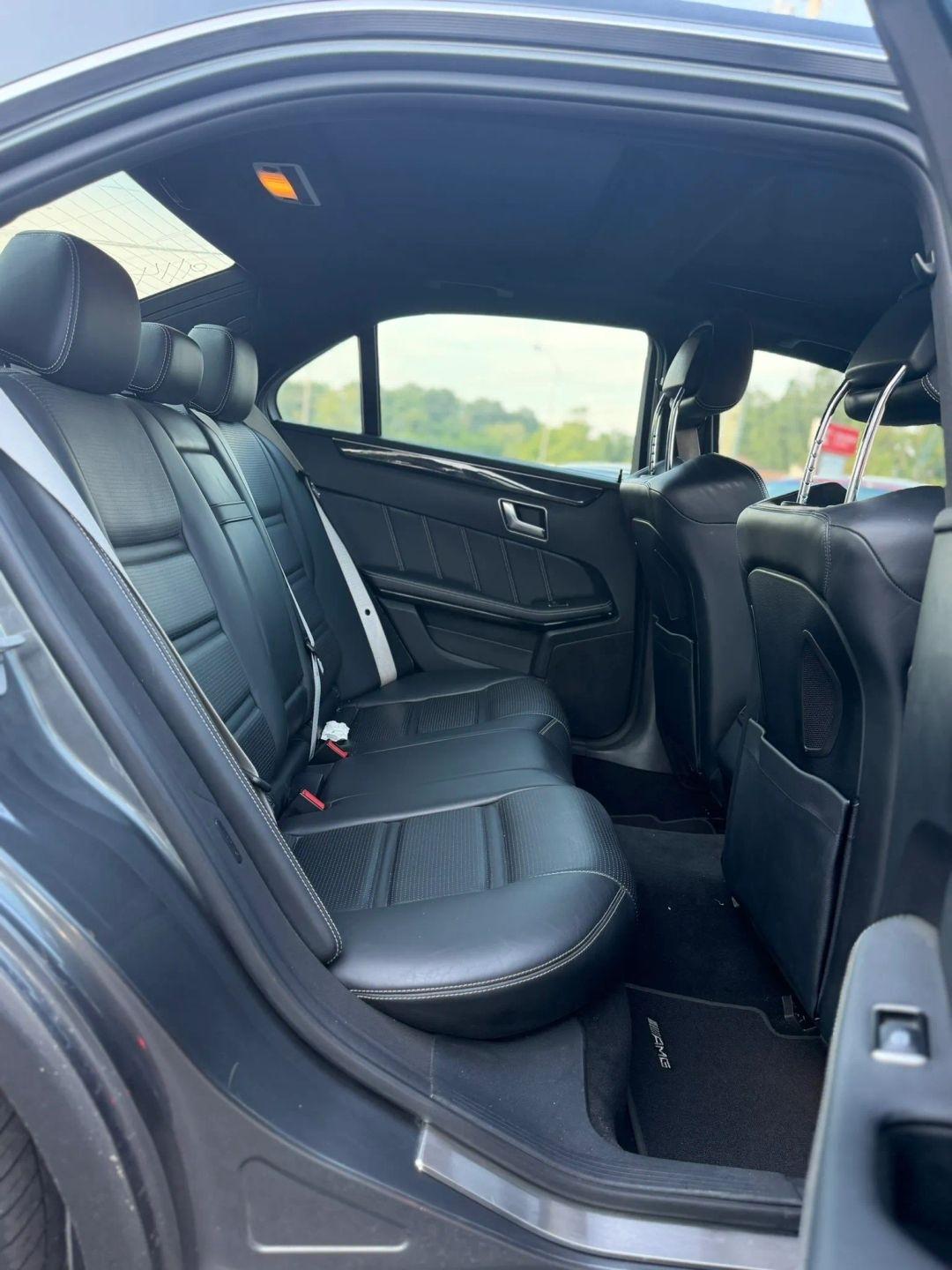 Mercedes-Benz E-Class 4dr Sdn E 63 AMG S-Model 4MATIC 2014