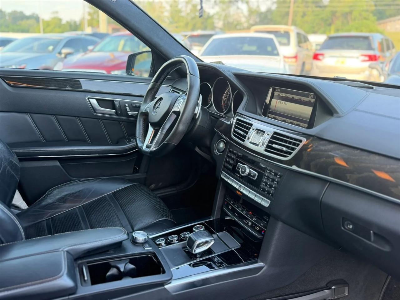 Mercedes-Benz E-Class 4dr Sdn E 63 AMG S-Model 4MATIC 2014
