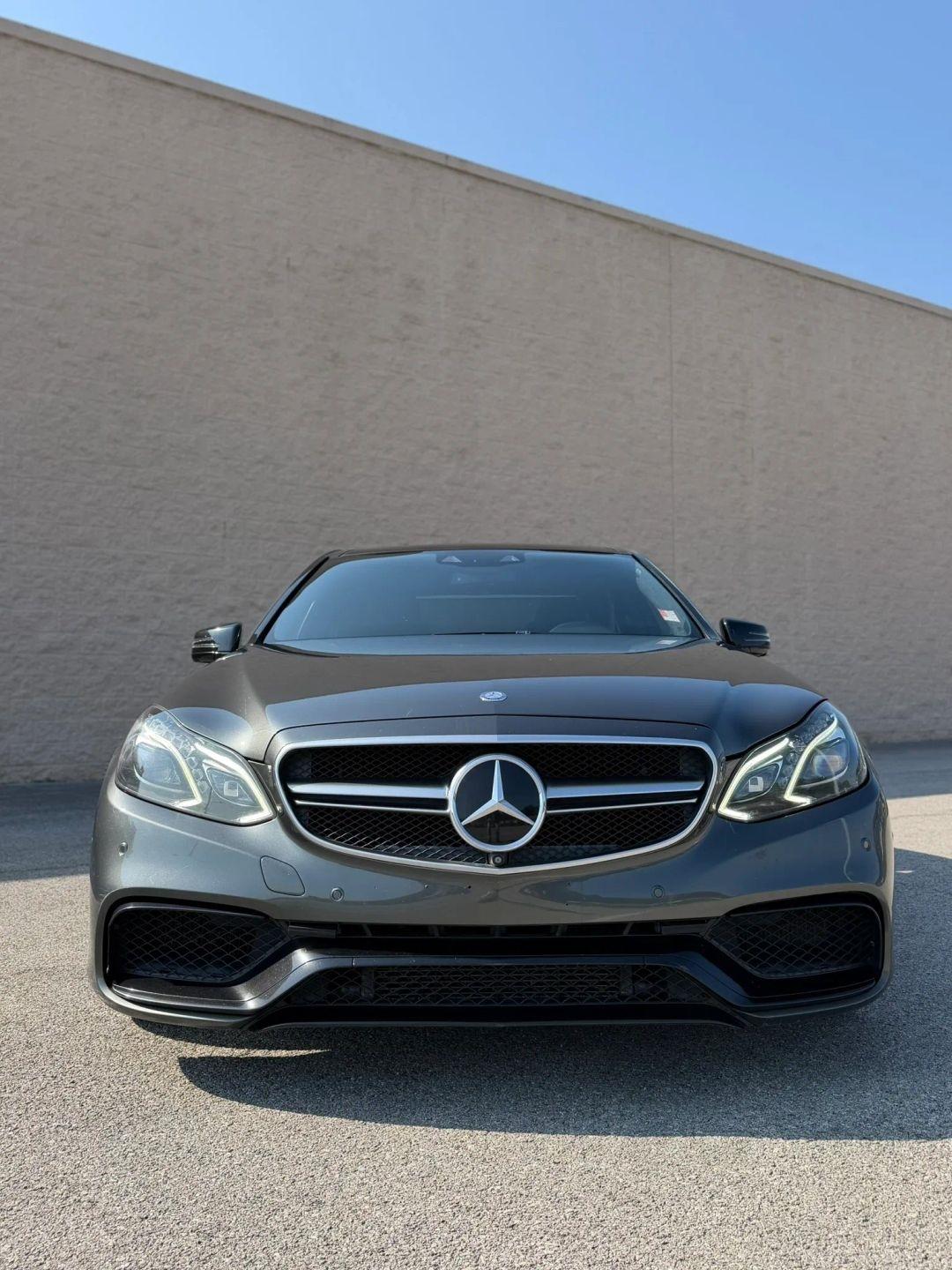 Mercedes-Benz E-Class 4dr Sdn E 63 AMG S-Model 4MATIC 2014