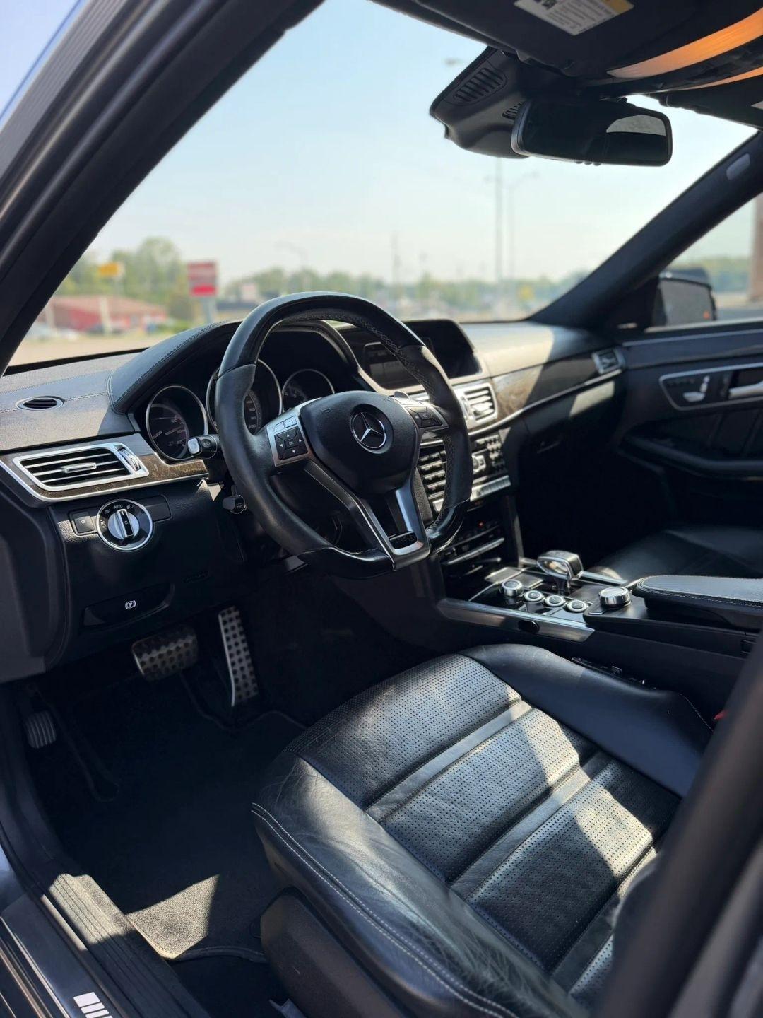 Mercedes-Benz E-Class 4dr Sdn E 63 AMG S-Model 4MATIC 2014