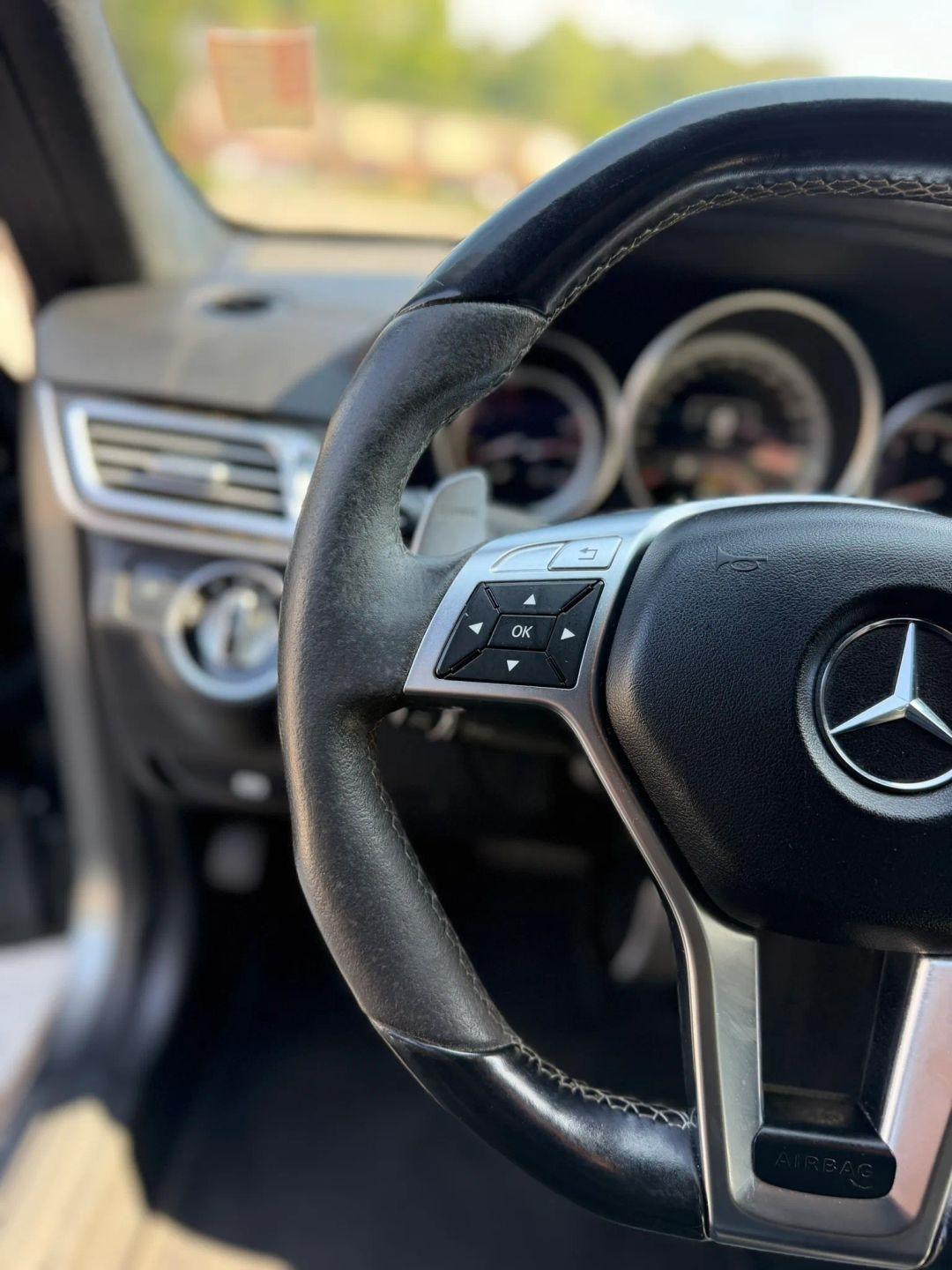 Mercedes-Benz E-Class 4dr Sdn E 63 AMG S-Model 4MATIC 2014