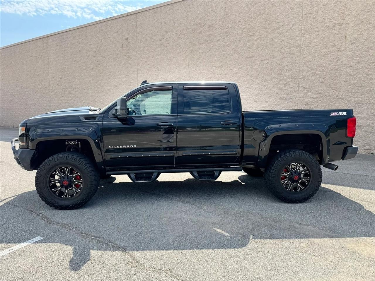 Chevrolet Silverado 1500 4WD Crew Cab 143.5" LT w/2LT 2016