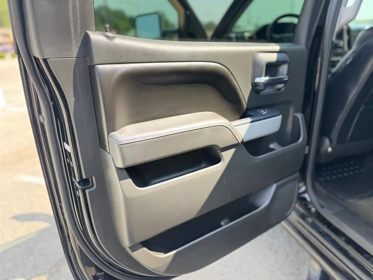 Chevrolet Silverado 1500 4WD Crew Cab 143.5" LT w/2LT 2016