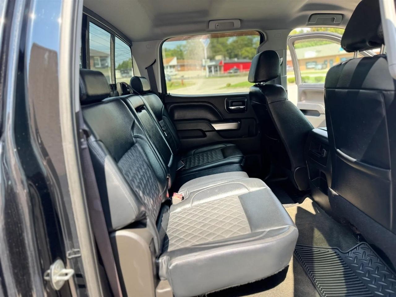 Chevrolet Silverado 1500 4WD Crew Cab 143.5" LT w/2LT 2016