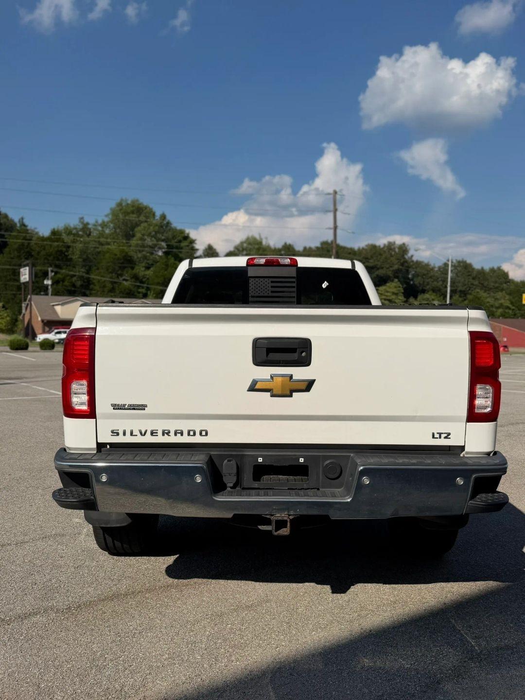 Chevrolet Silverado 1500 4WD Double Cab 143.5" LTZ w/1LZ 2017