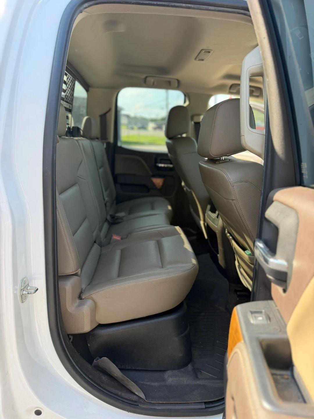 Chevrolet Silverado 1500 4WD Double Cab 143.5" LTZ w/1LZ 2017