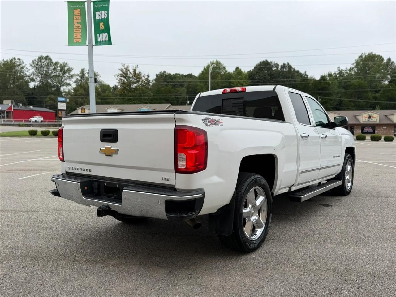 Chevrolet Silverado 1500 4WD Double Cab 143.5" LTZ w/1LZ 2017
