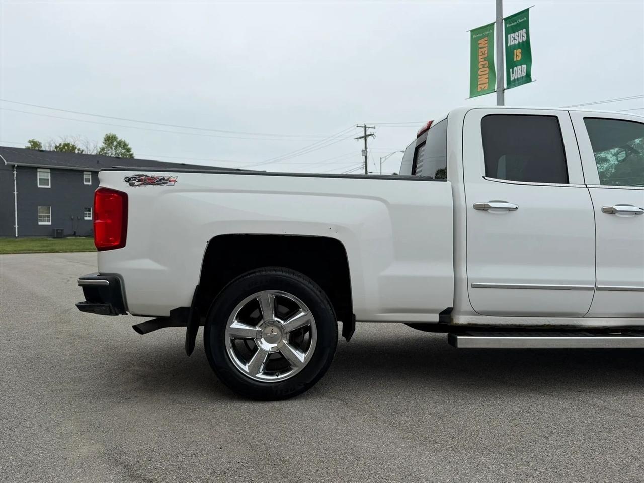 Chevrolet Silverado 1500 4WD Double Cab 143.5" LTZ w/1LZ 2017