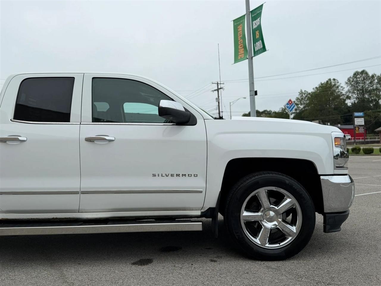 Chevrolet Silverado 1500 4WD Double Cab 143.5" LTZ w/1LZ 2017