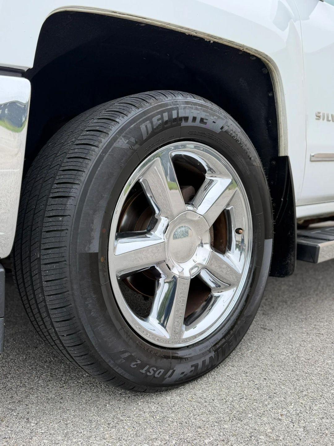 Chevrolet Silverado 1500 4WD Double Cab 143.5" LTZ w/1LZ 2017