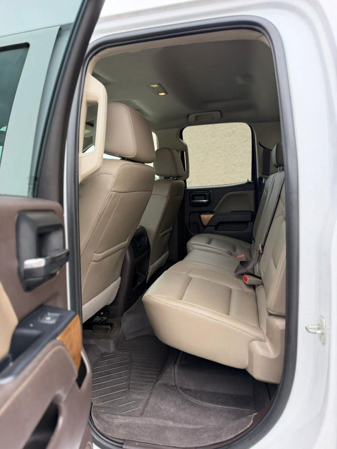 Chevrolet Silverado 1500 4WD Double Cab 143.5" LTZ w/1LZ 2017